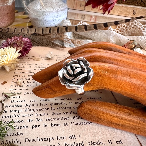 Vintage Italian Jewelry - Authentic Italian 925 Sterling Silver Rose Blossom Statement Ring Size 7.5